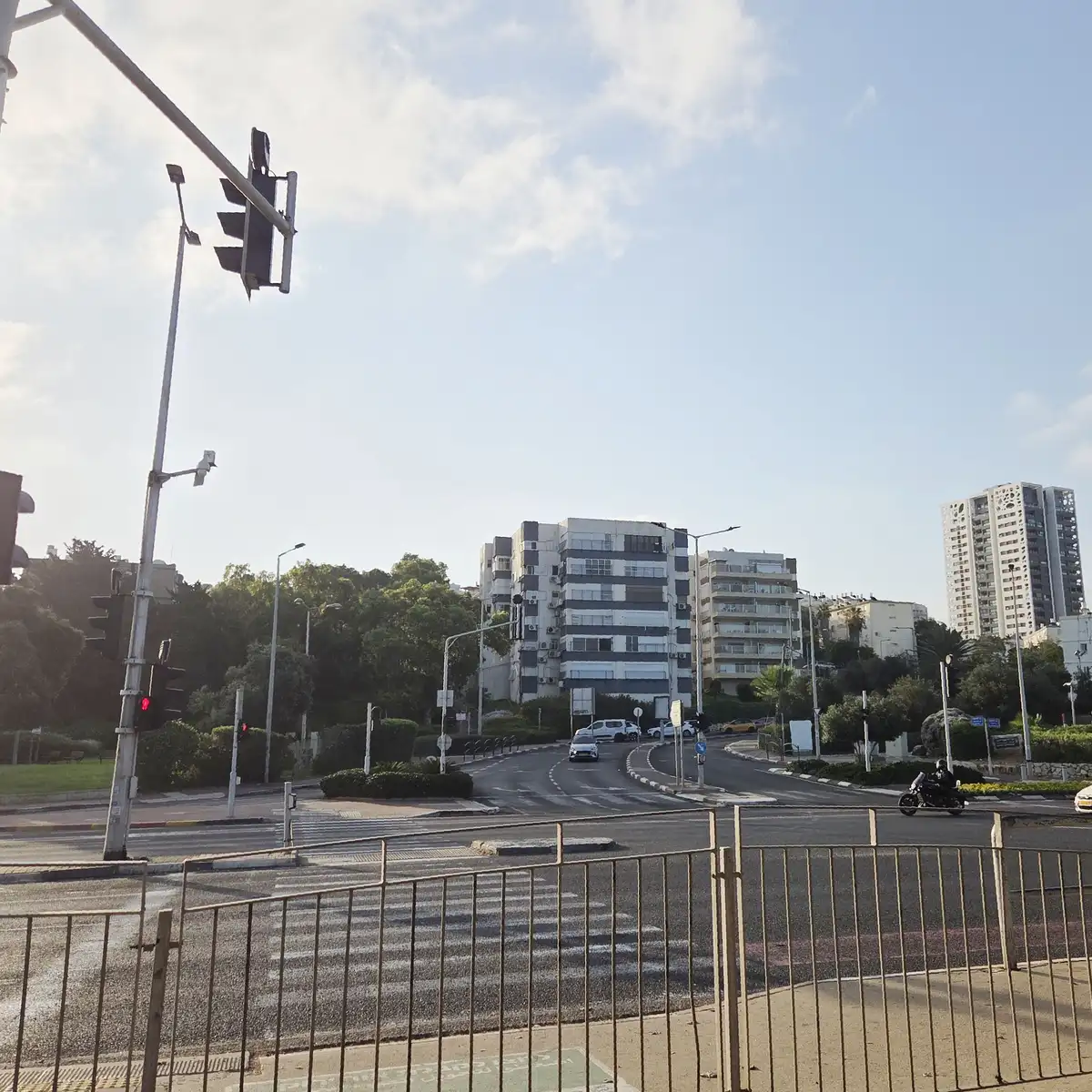 Место старта тренировок RunHaifa - парковка